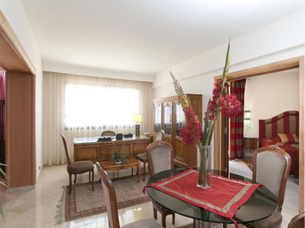 תוניס Diplomat Hotel מראה חיצוני תמונה